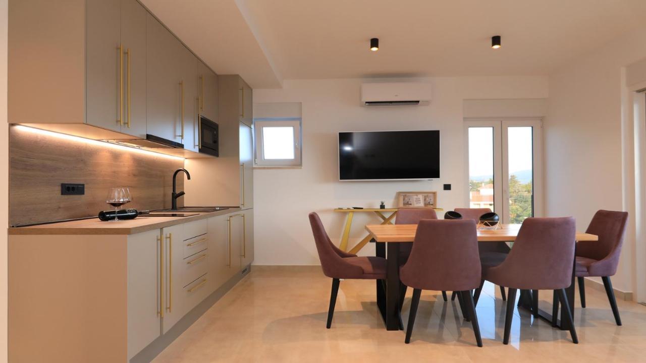 Adastra Apartments Maslenica Zewnętrze zdjęcie