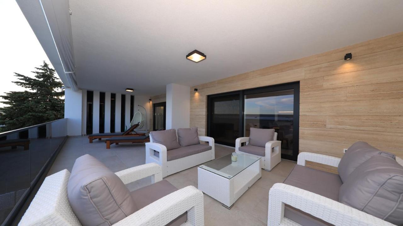 Adastra Apartments Maslenica Zewnętrze zdjęcie