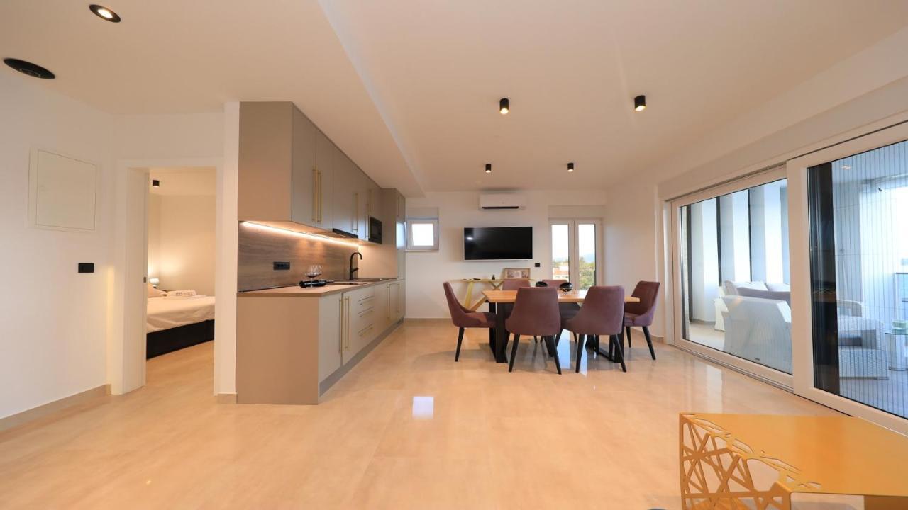 Adastra Apartments Maslenica Zewnętrze zdjęcie