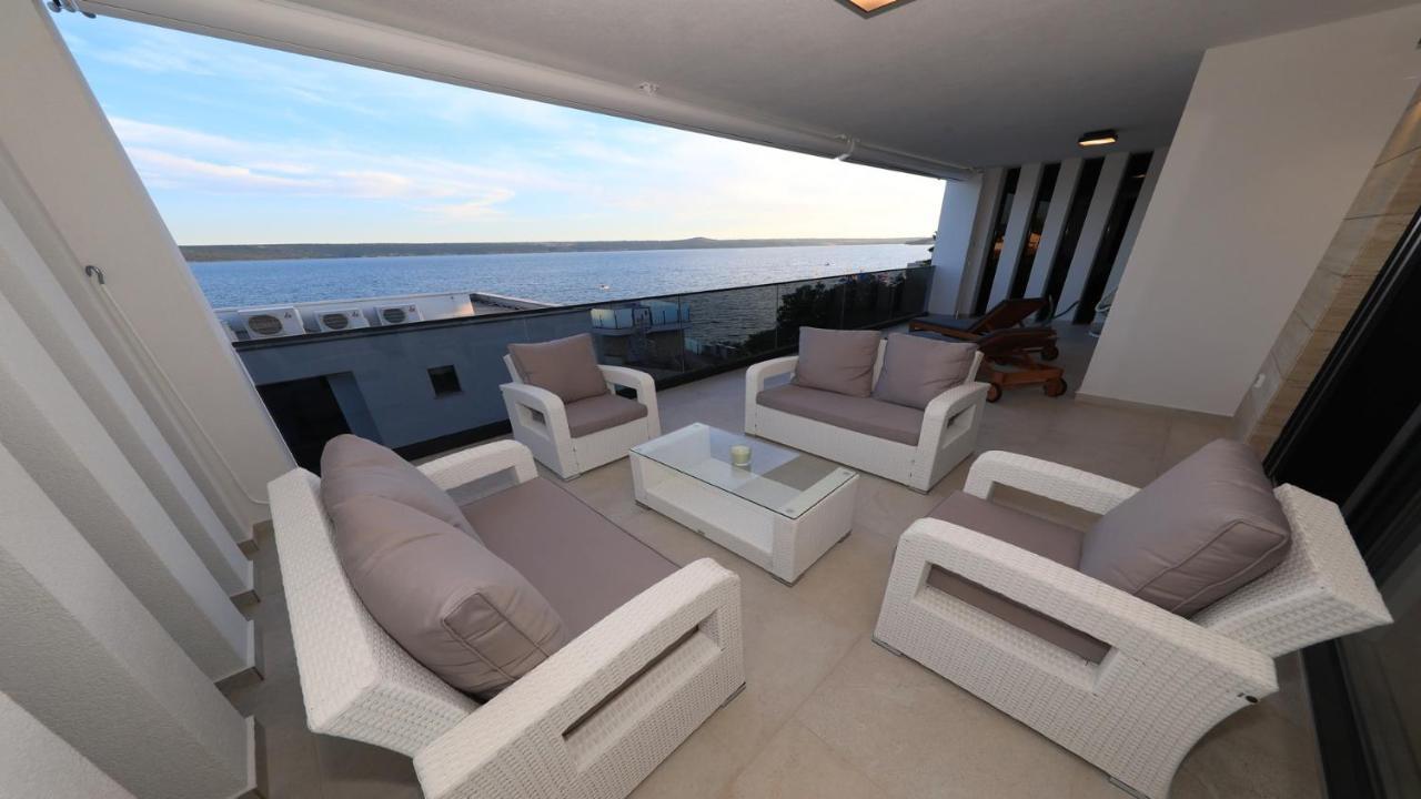Adastra Apartments Maslenica Zewnętrze zdjęcie