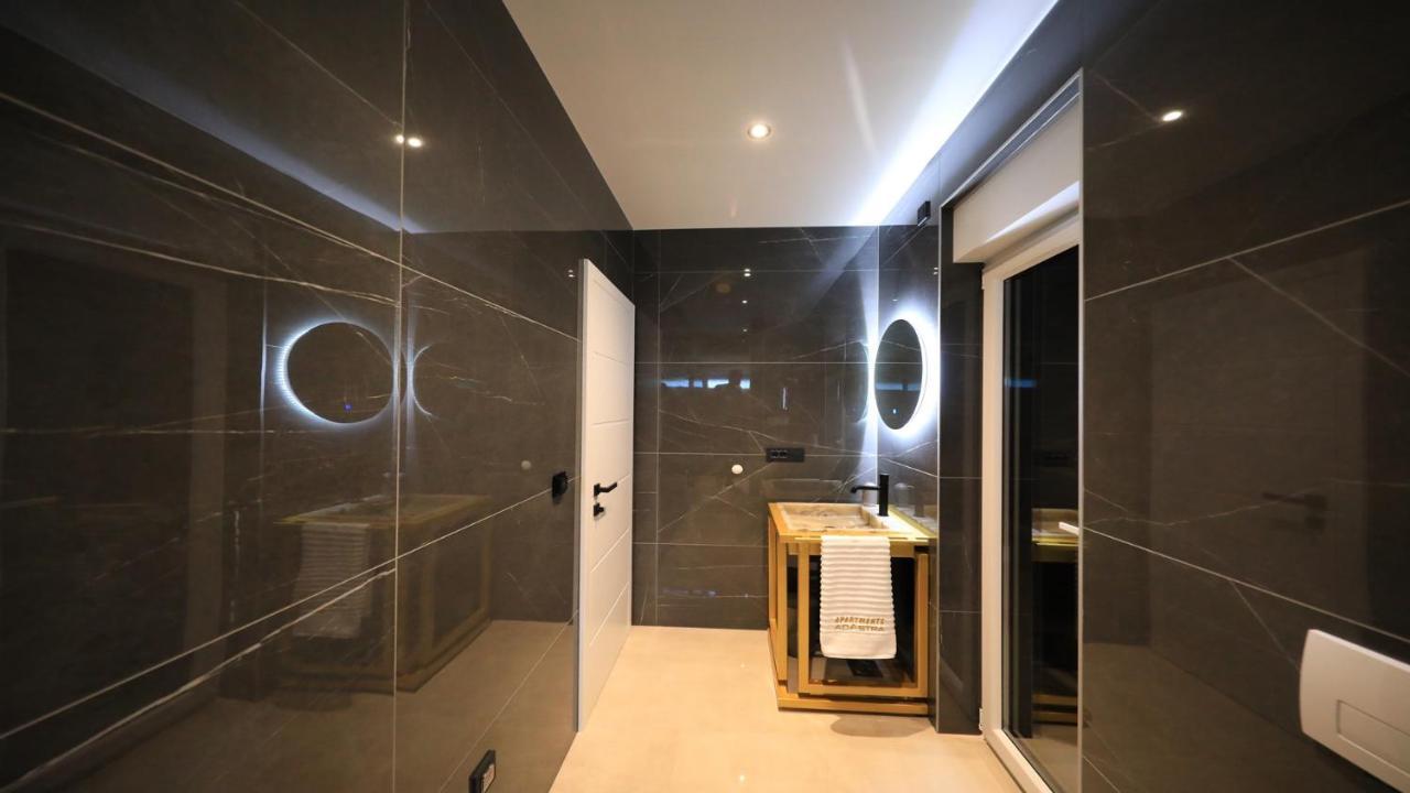 Adastra Apartments Maslenica Zewnętrze zdjęcie