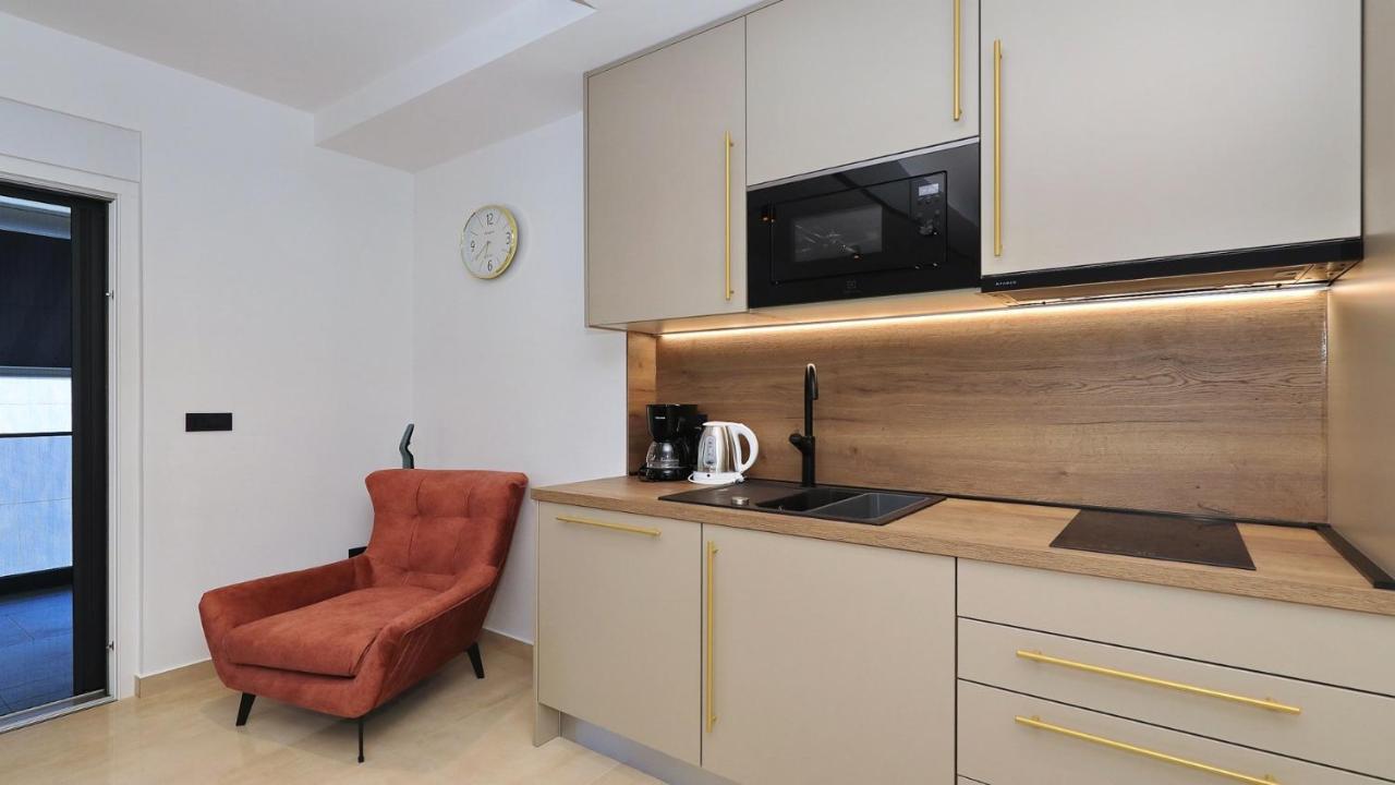 Adastra Apartments Maslenica Zewnętrze zdjęcie