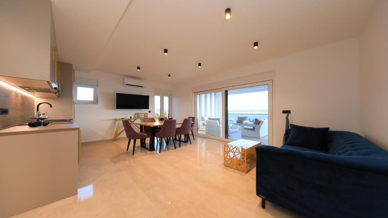 Adastra Apartments Maslenica Zewnętrze zdjęcie
